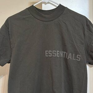 Fear of God Essentials crewneck  t-shirt